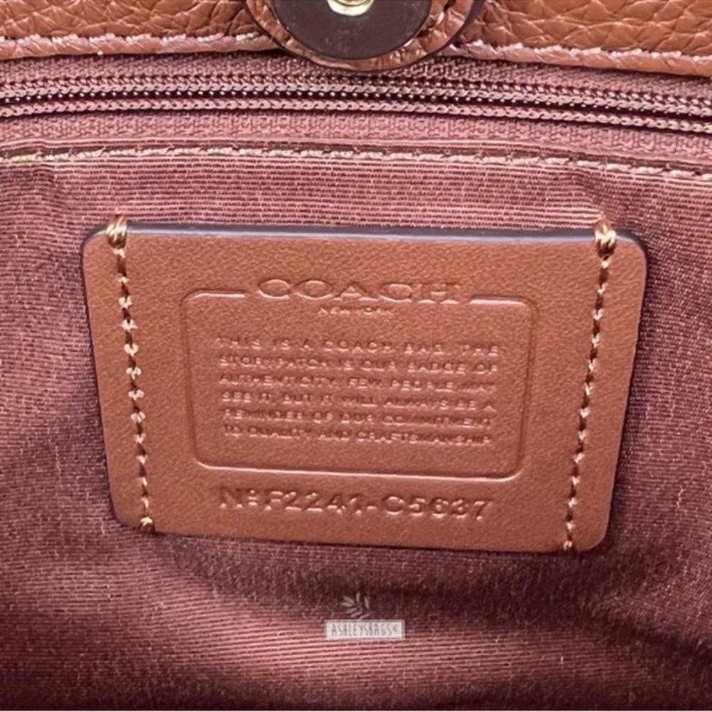 Coach crossbody - Picture 16 of 16